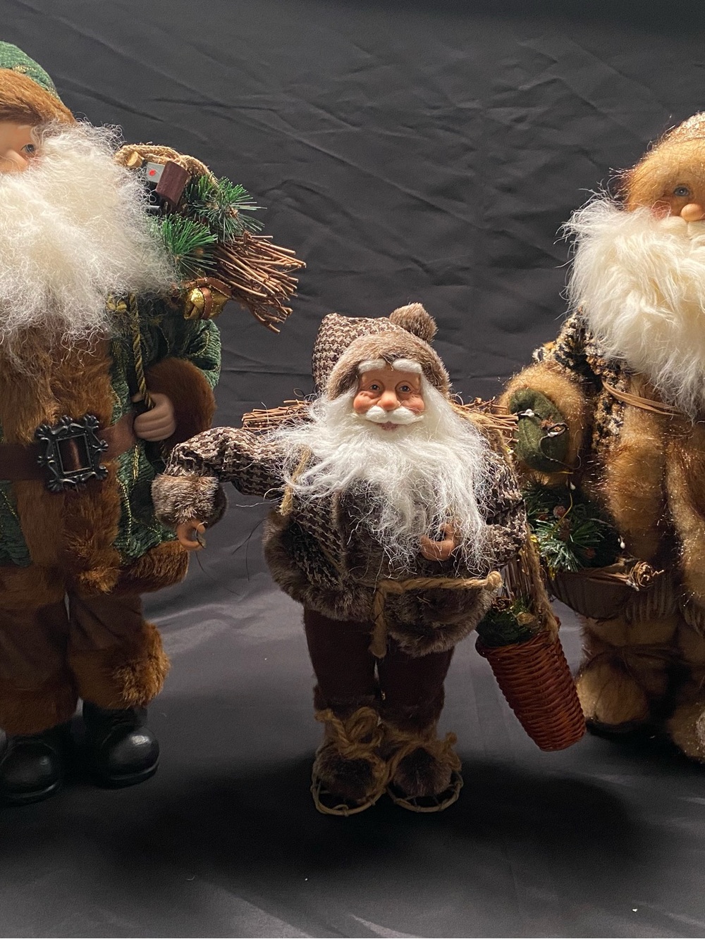 3 CHRISTMAS Santa Clause Figures